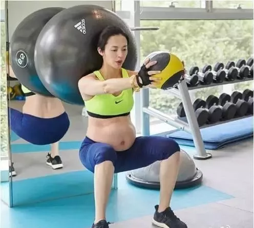 腹直肌分離怎么恢復(fù)？腹直肌都沒(méi)受過(guò)傷，怎么就分離了呢？