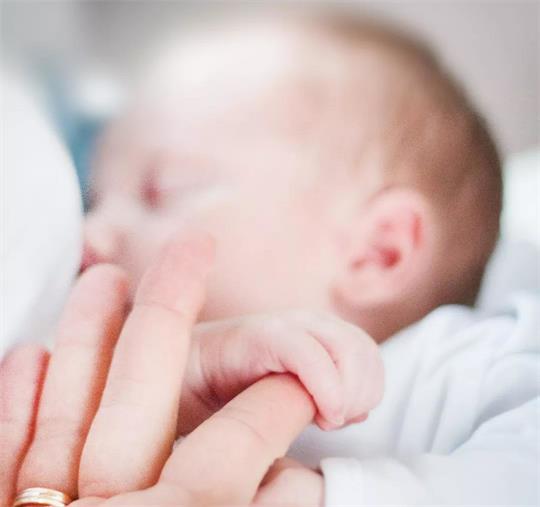 母乳喂養(yǎng)世紀難題，母乳分析儀簡直就是救世主啊
